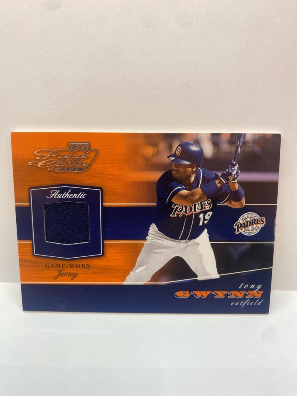 2002 Playoff Piece of the Game Materials Tony Gwynn Padres #POG-85 (086)